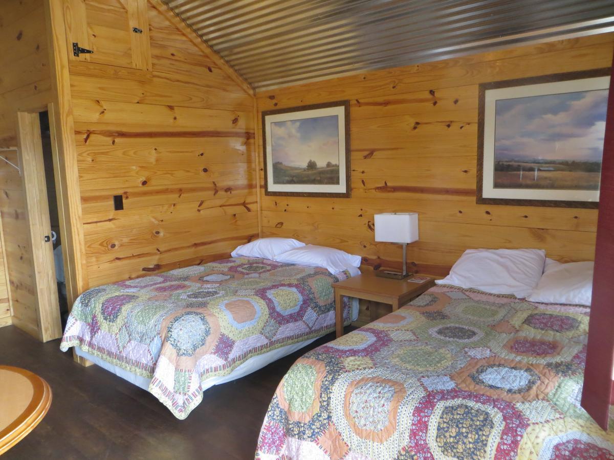 All Tucked Inn Cabins Stockdale ภายนอก รูปภาพ